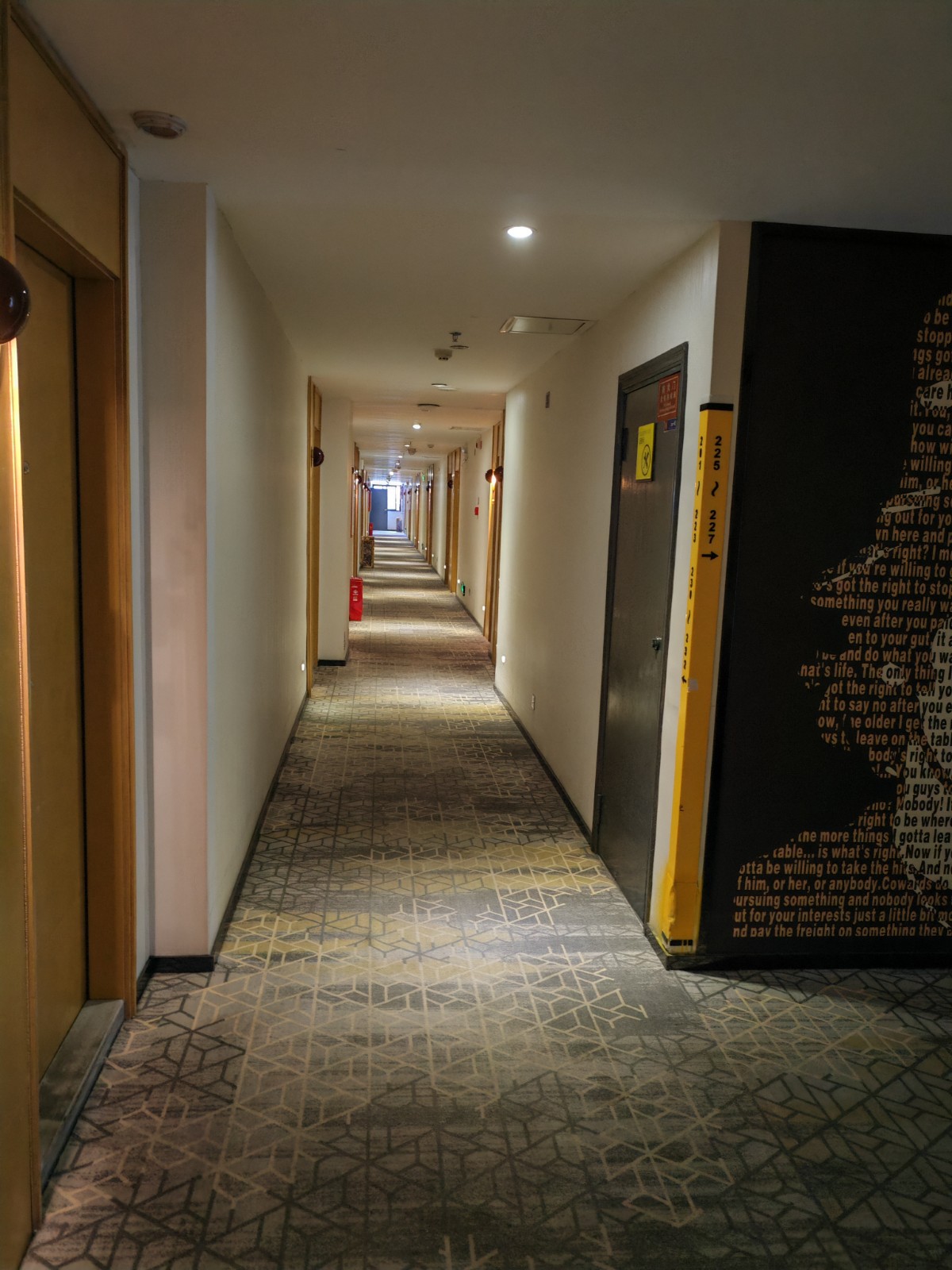 1748574156591540.jpg 圖片關(guān)鍵詞